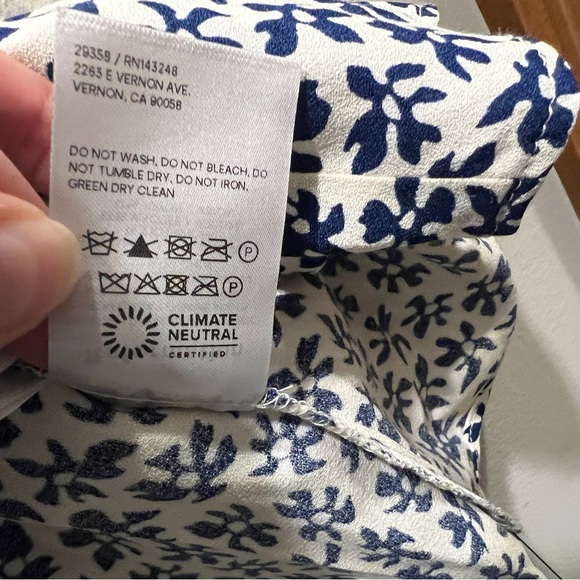 Reformation NWT Beautiful Locklin Bombay midi dress. Size 0. Sold out in stores - Picture 9 of 11